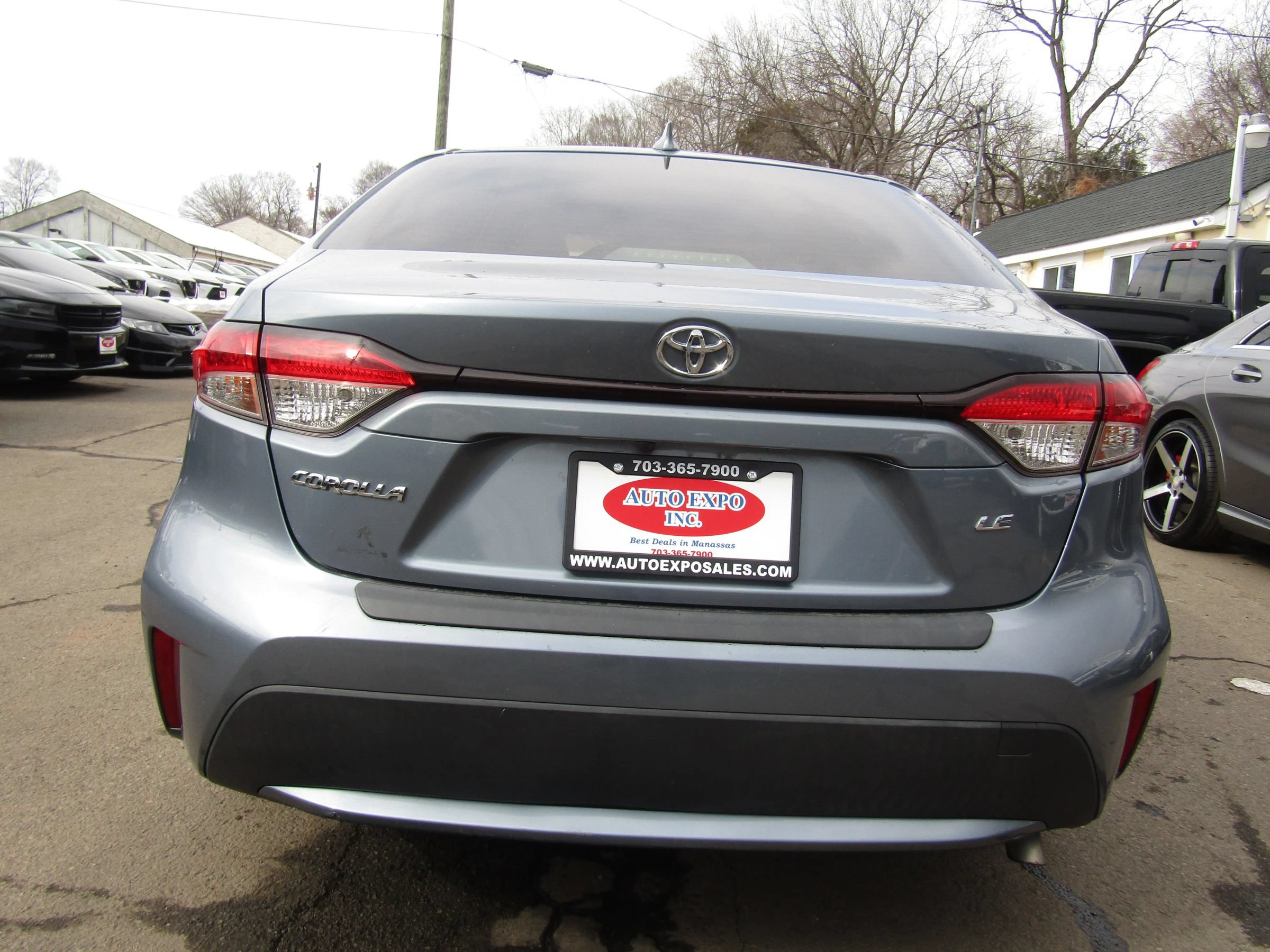 Used 2020 Toyota Corolla LE FWD image 6
