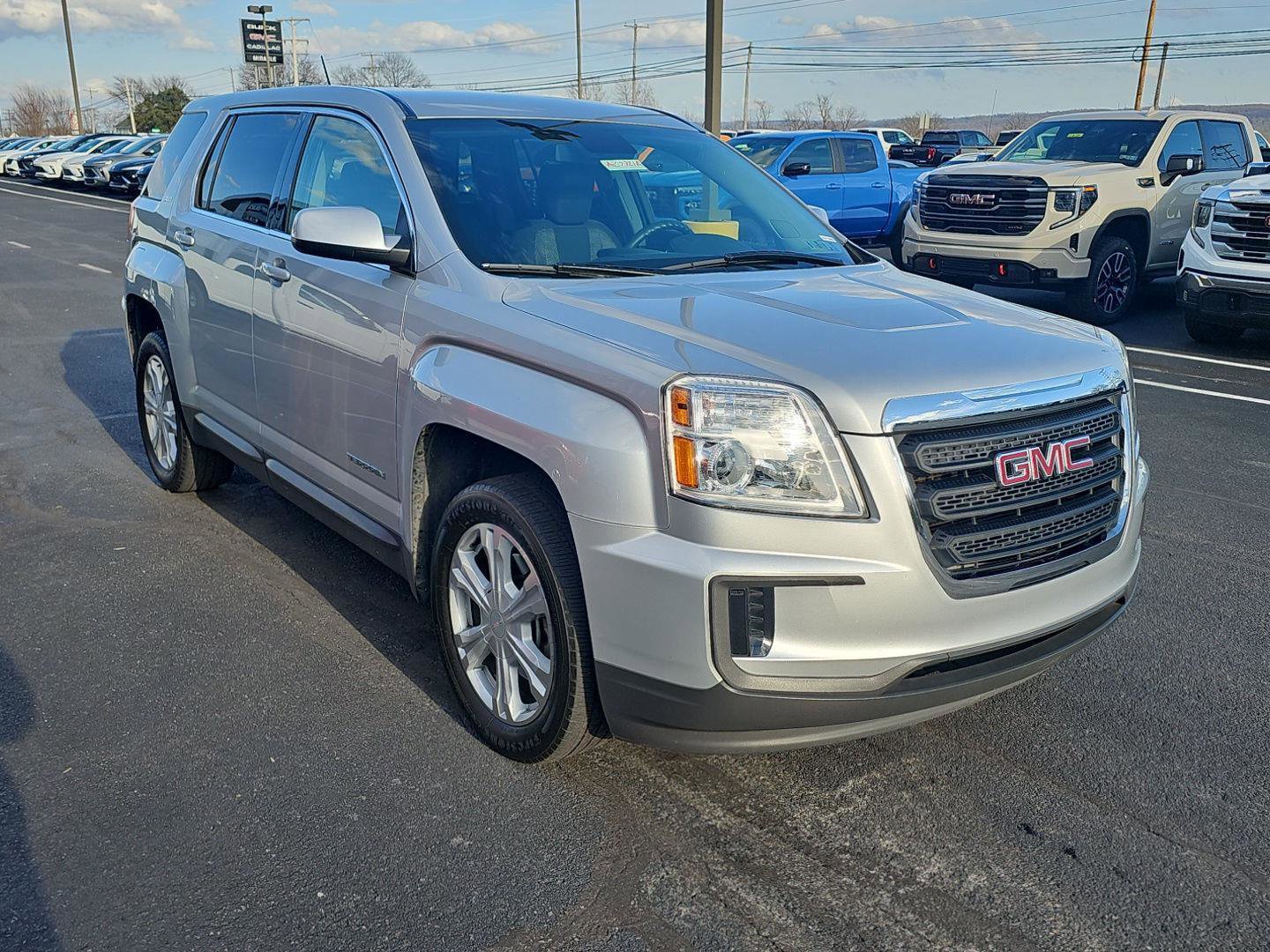Used 2017 GMC Terrain SLE image 13