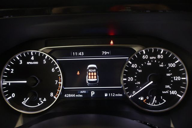 Used 2025 Nissan Pathfinder SL AWD/4WD image 14