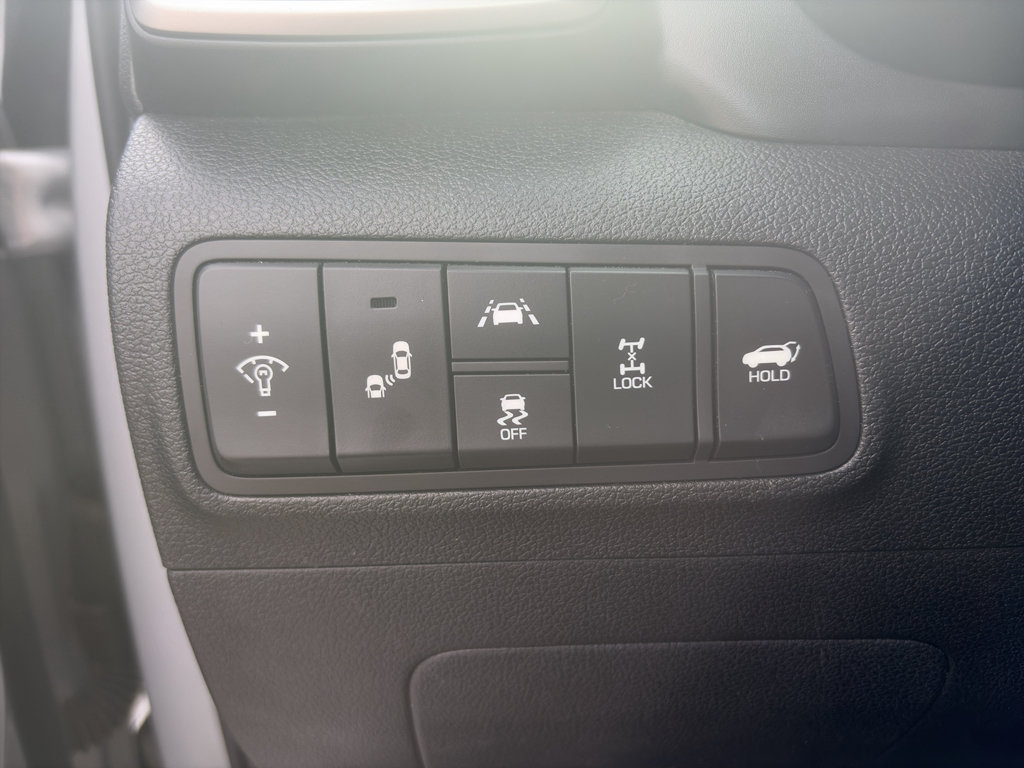 Used 2019 Hyundai Tucson Limited AWD/4WD image 16