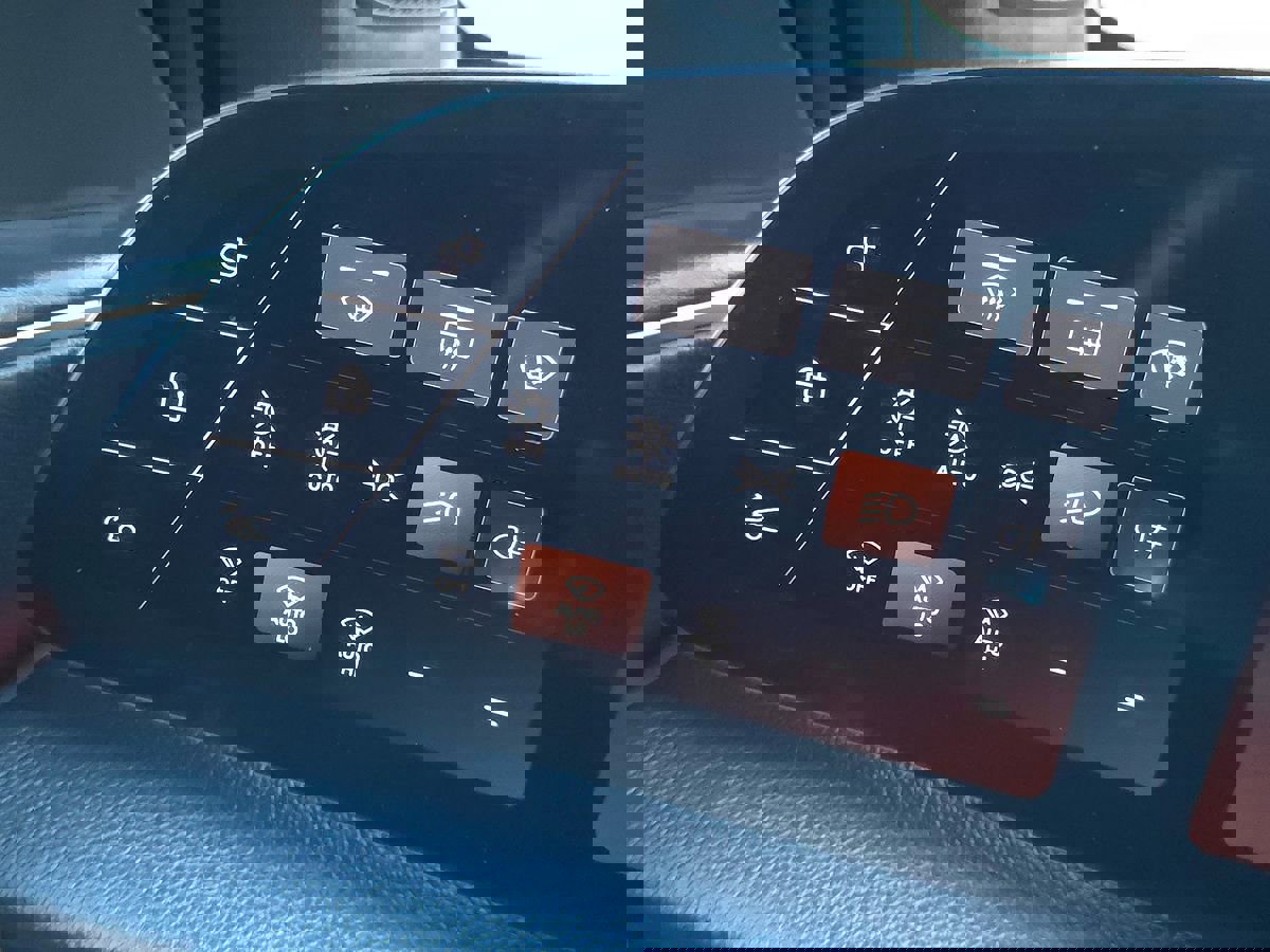 Used 2025 Lucid Air Pure image 56