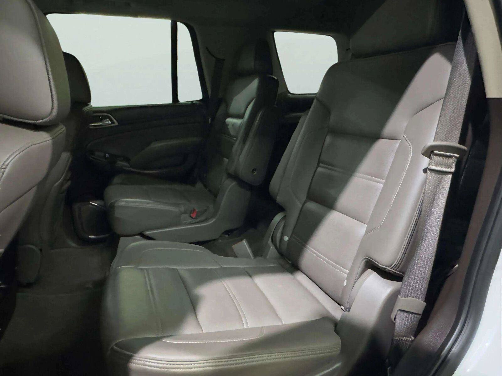 Used 2016 GMC Yukon Denali w/ Open Road Package AWD/4WD image 45