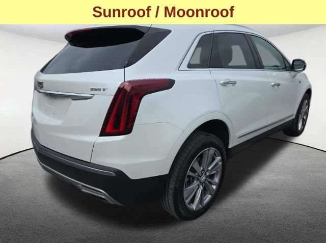 Used 2023 Cadillac XT5 Premium Luxury w/ LPO, Floor Liner Package AWD/4WD image 5
