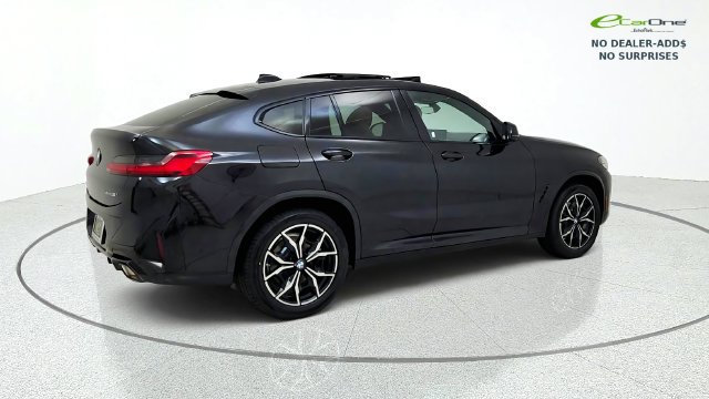 Used 2024 BMW X4 xDrive30i w/ Premium Package AWD/4WD image 9