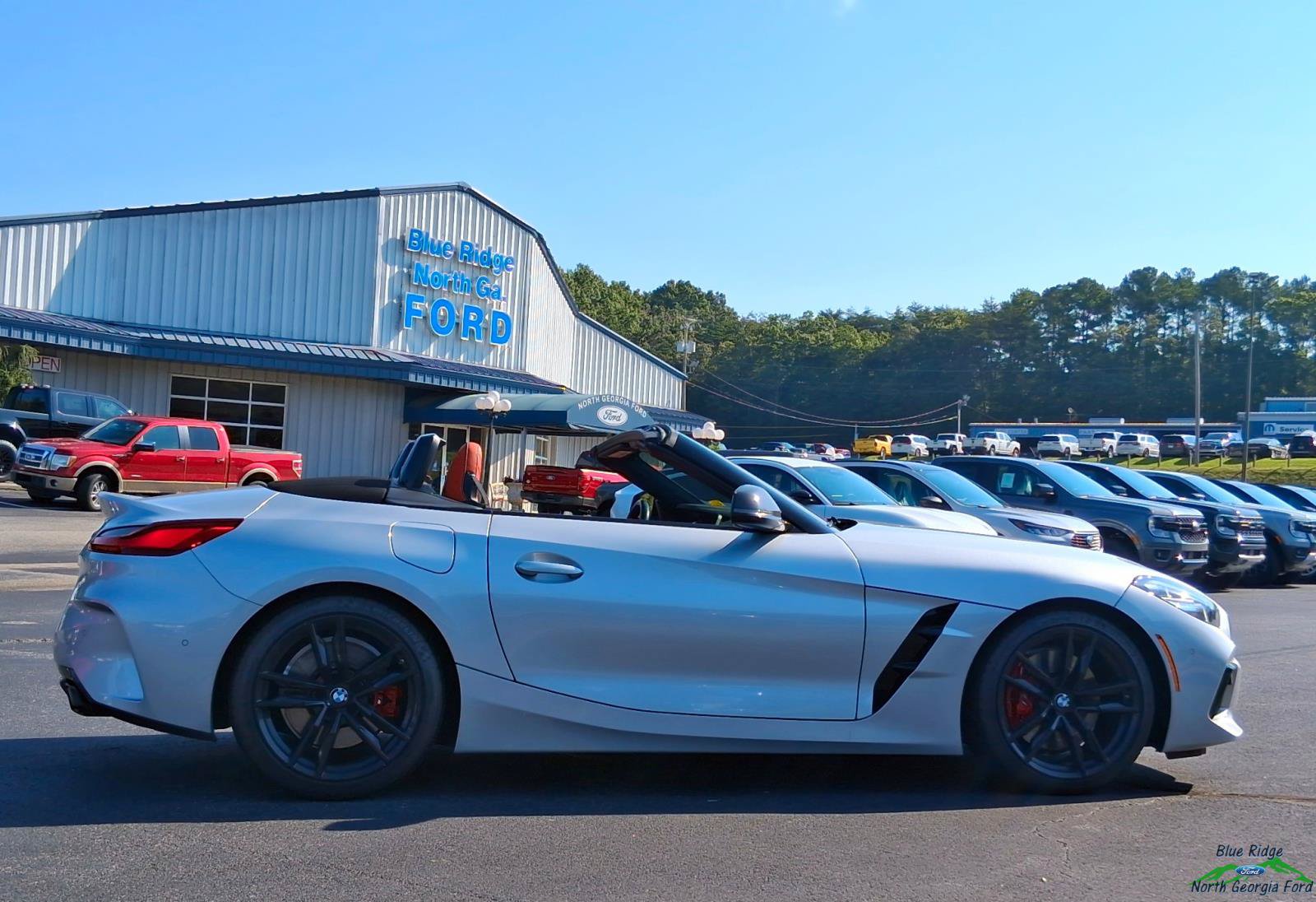 Used 2022 BMW Z4 M40i w/ Premium Package RWD image 6