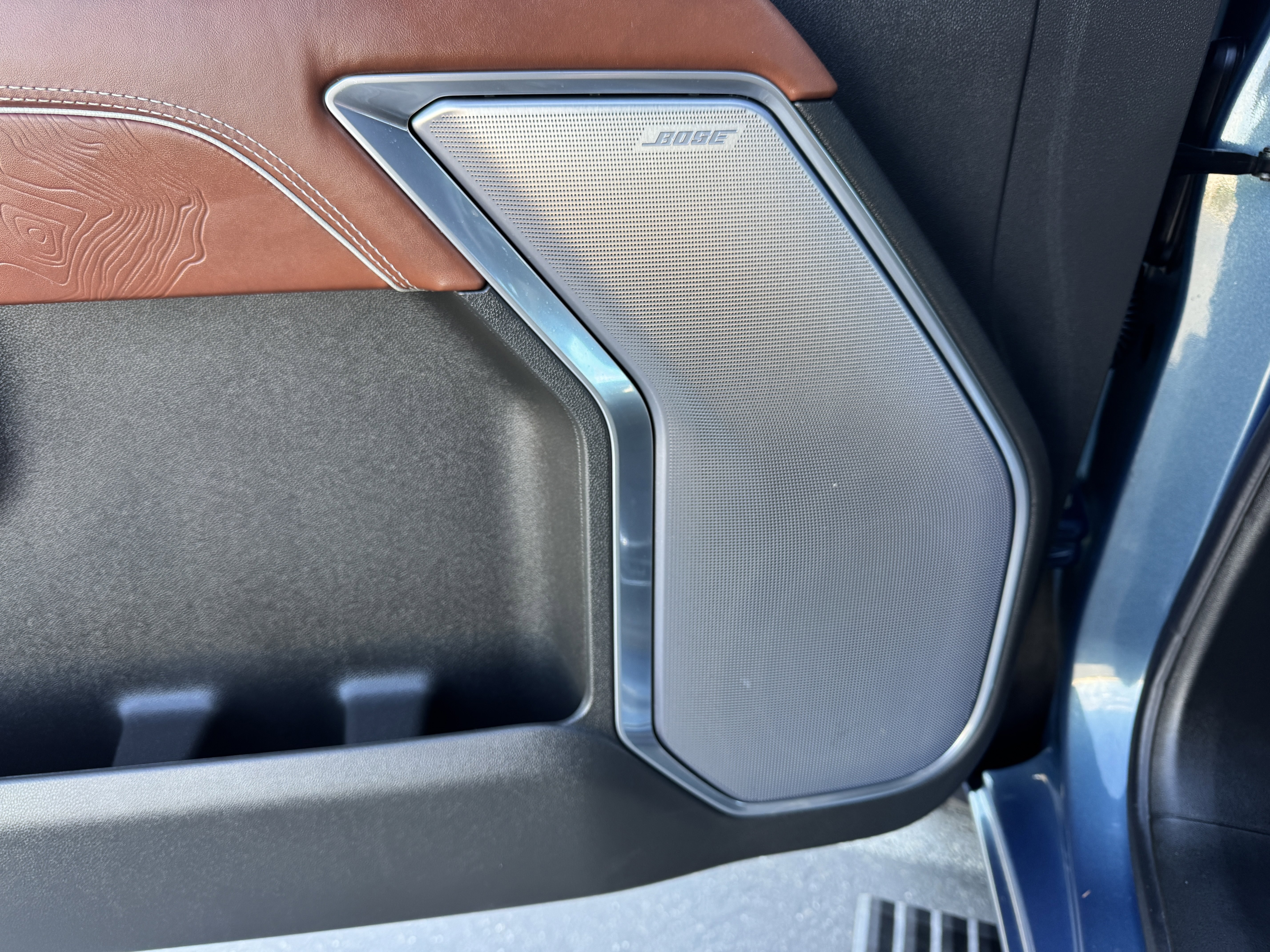 Used 2025 GMC Sierra 2500 Denali Ultimate w/ Max Trailering Package image 12