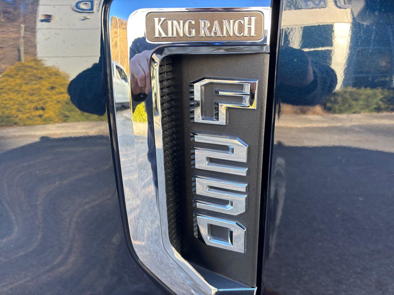 Used 2022 Ford F250 King Ranch w/ King Ranch Ultimate Package image 9