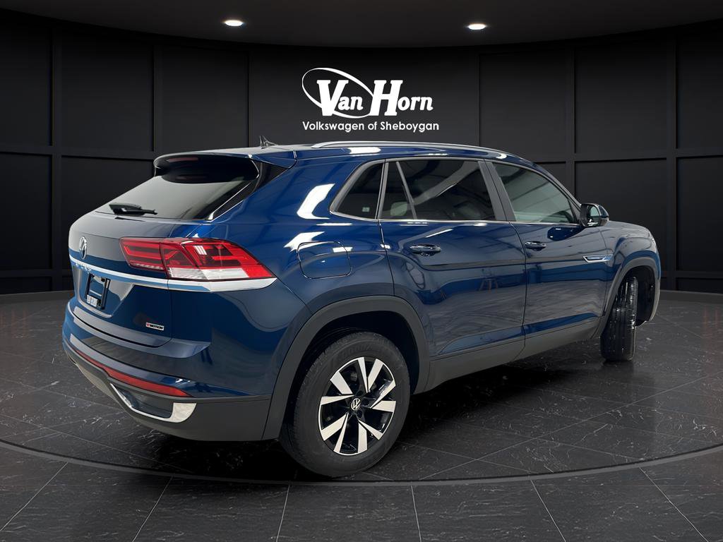 Used 2022 Volkswagen Atlas Cross Sport SE image 3
