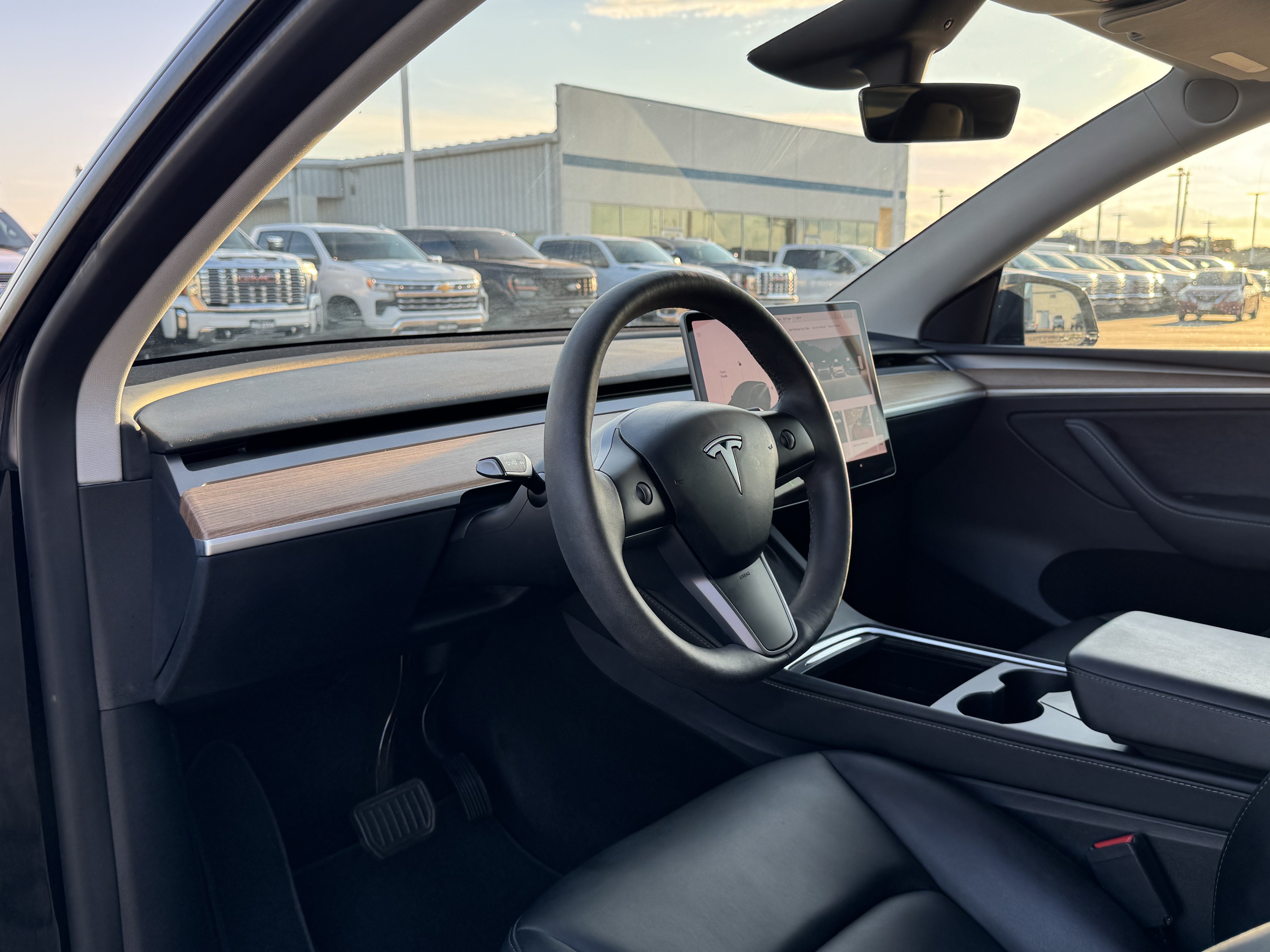 Used 2023 Tesla Model Y Long Range AWD/4WD image 14