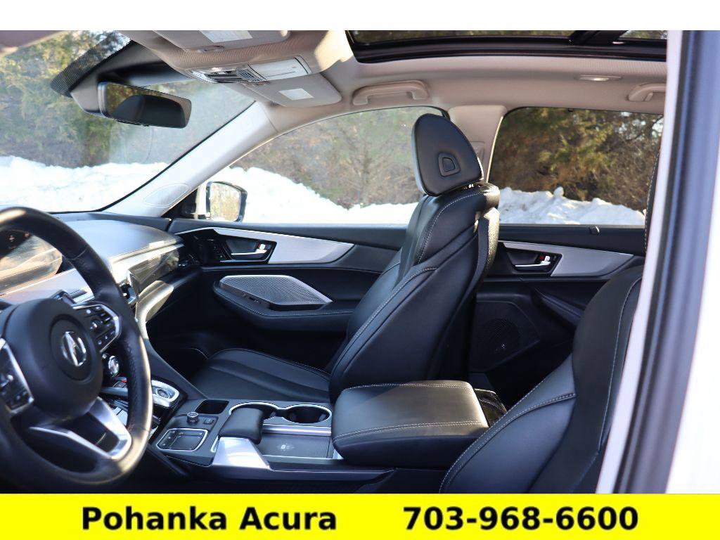 Used 2023 Acura MDX SH-AWD w/ Technology Package image 26