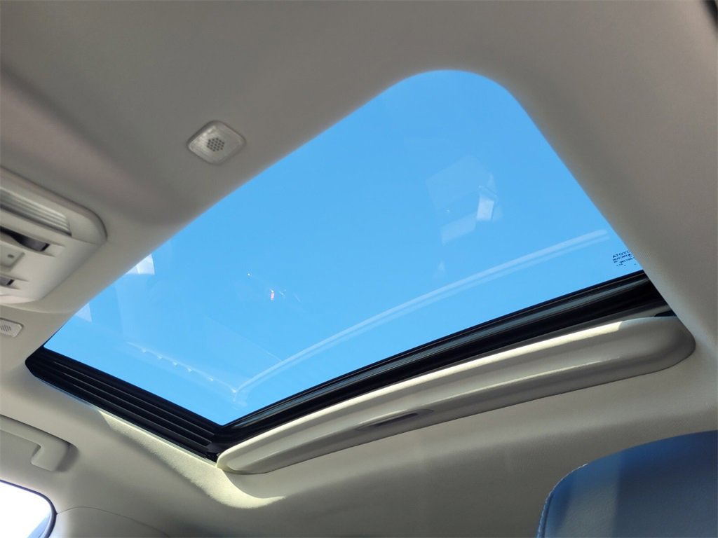 New 2026 Toyota Highlander Limited image 18