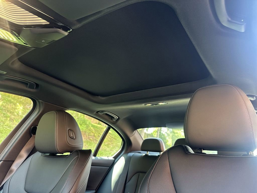 Used 2025 BMW 330i xDrive 330i xDrive w/ Convenience Package image 22