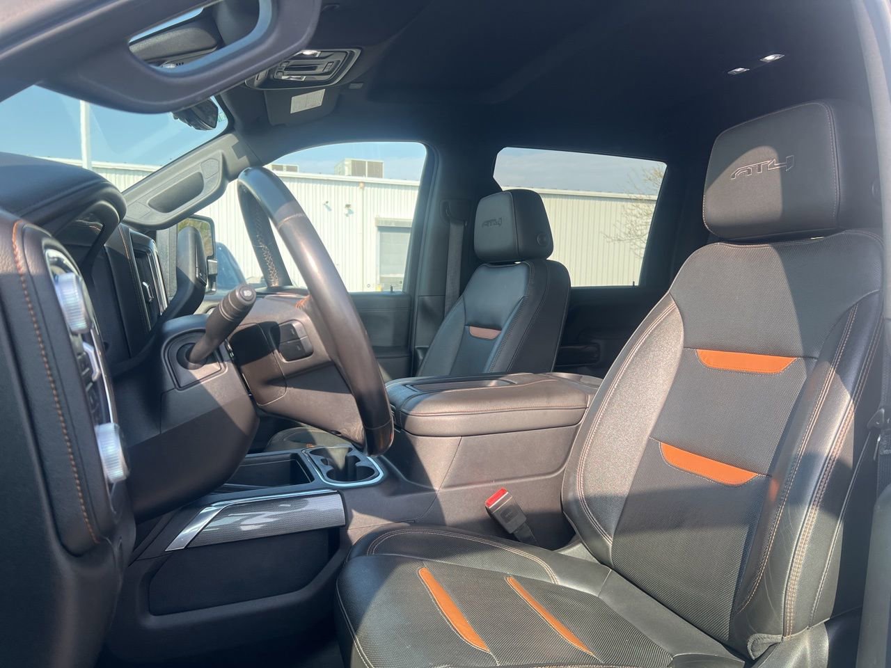 Used 2020 GMC Sierra 2500 AT4 w/ AT4 Premium Package image 18