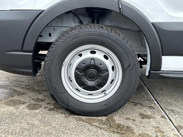 New 2026 Ford Transit 250 148 Medium Roof RWD image 5