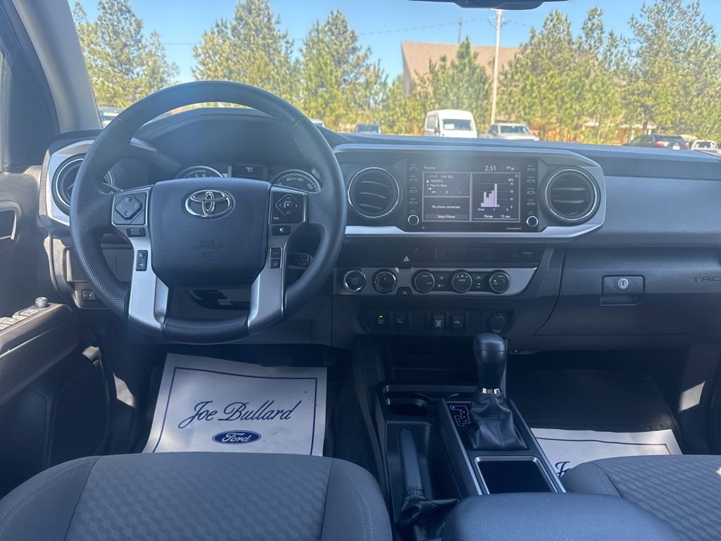 Used 2023 Toyota Tacoma SR5 w/ Technology Package AWD/4WD image 3