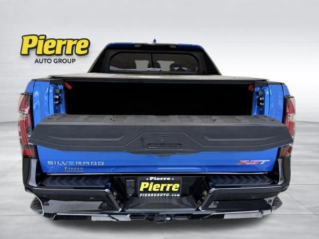 Used 2025 Chevrolet Silverado EV RST AWD/4WD image 4