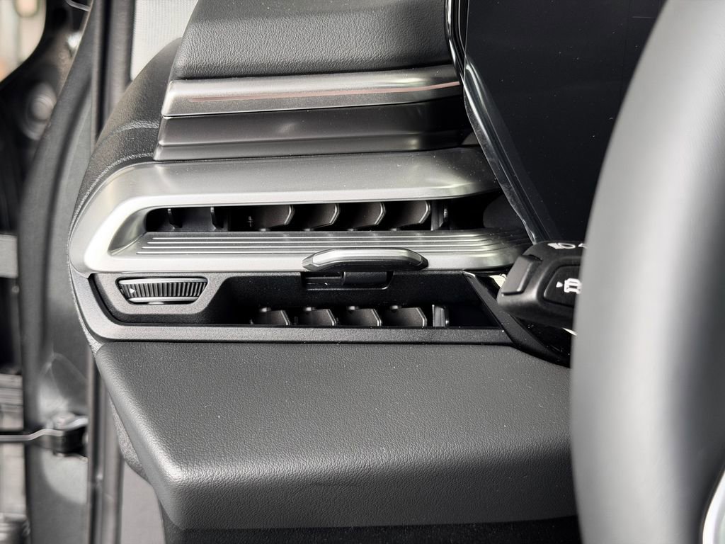 New 2026 Audi A6 Premium Plus AWD/4WD image 21
