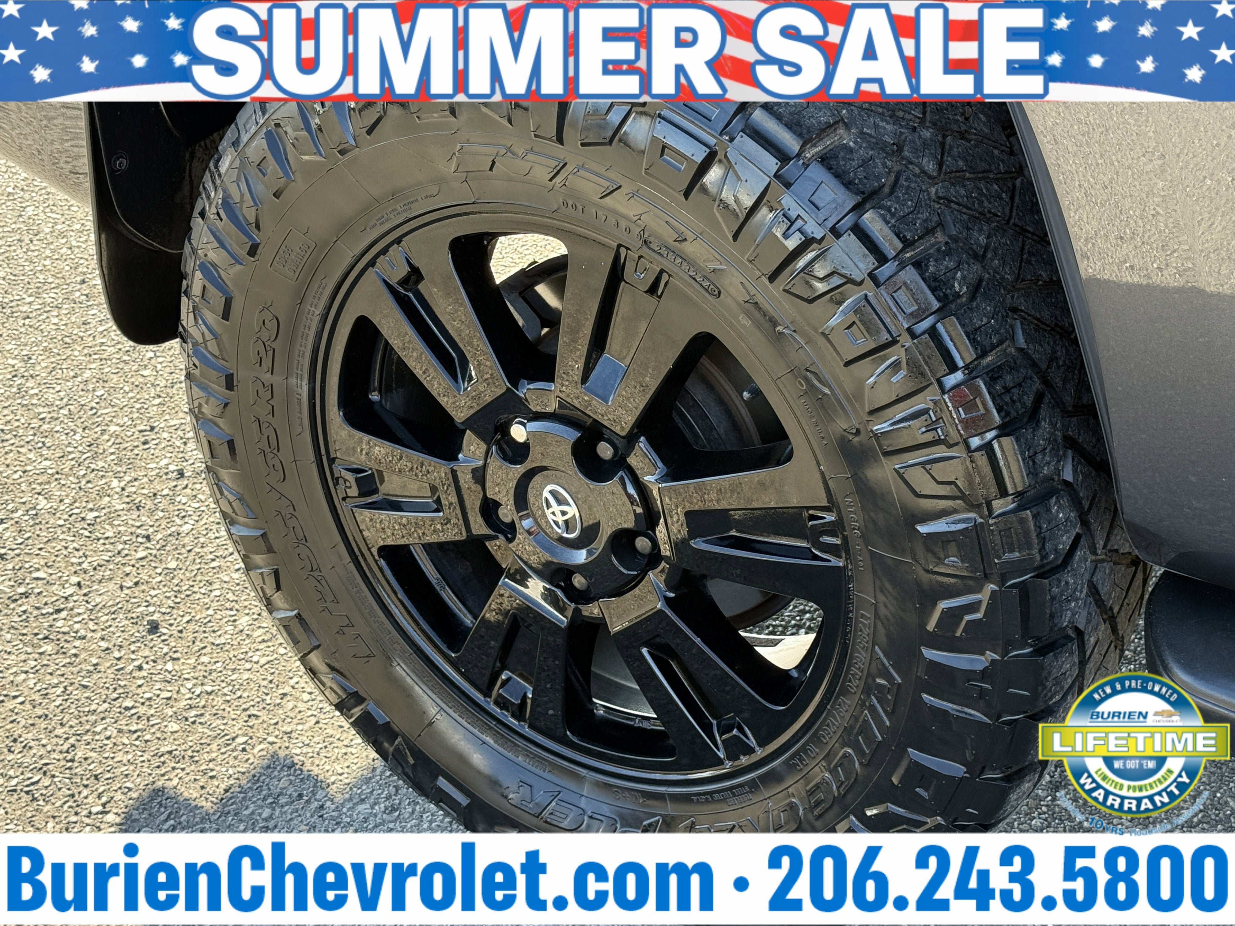Used 2022 Toyota Sequoia TRD Sport AWD/4WD image 29