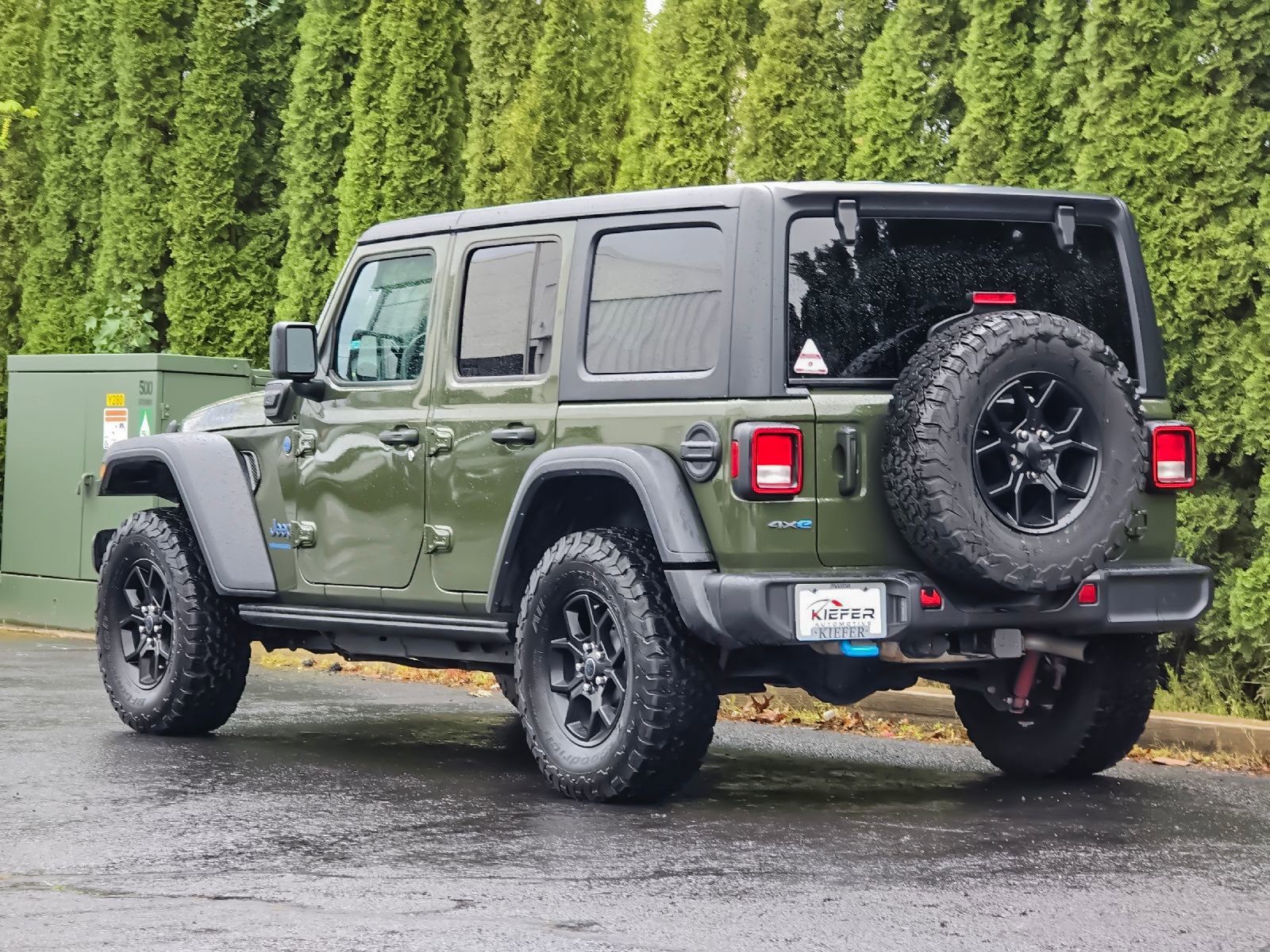 Used 2024 Jeep Wrangler Unlimited image 5