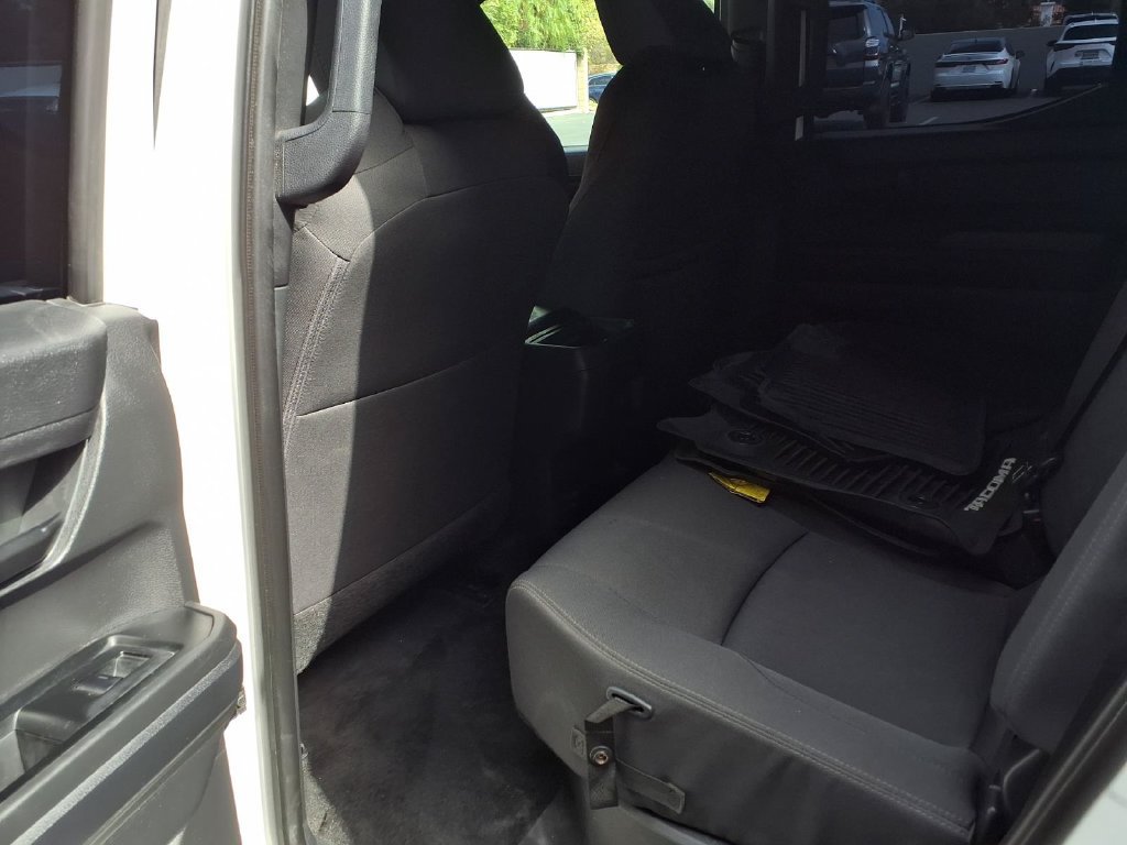 Used 2025 Toyota Tacoma SR5 AWD/4WD image 22