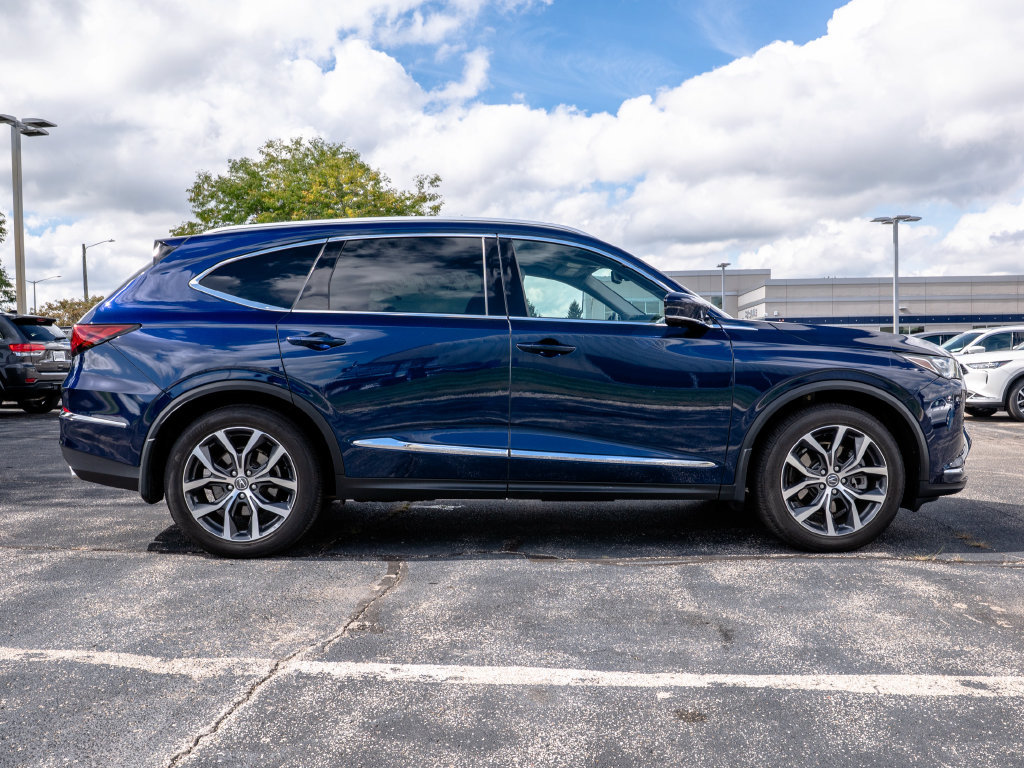 Certified 2023 Acura MDX w/ Technology Package AWD/4WD image 18