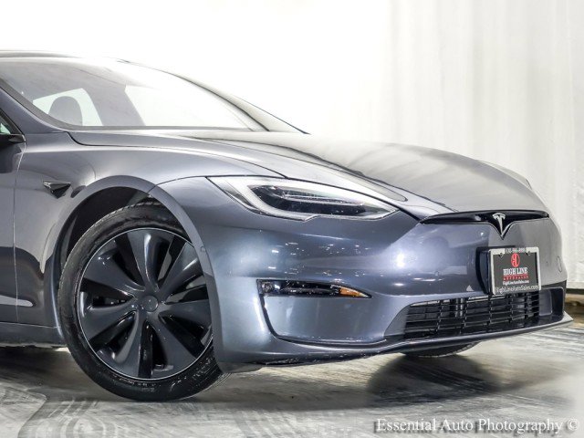 Used 2022 Tesla Model S image 2