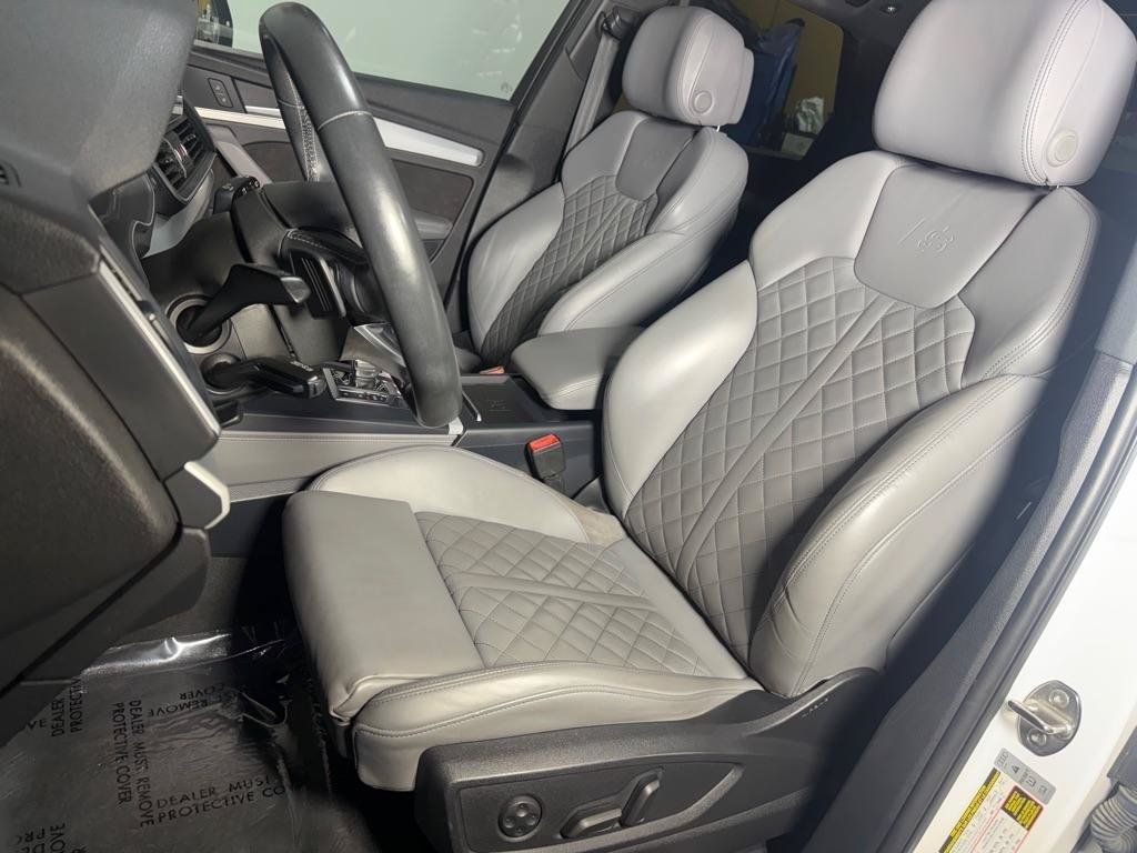 Used 2019 Audi SQ5 Premium Plus w/ Premium Plus Package AWD/4WD image 31