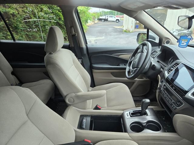 Used 2016 Honda Pilot EX image 2