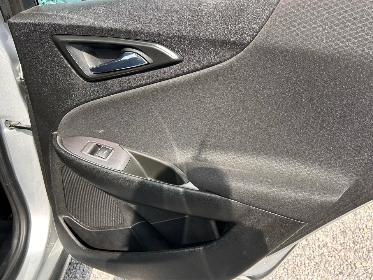 Used 2021 Chevrolet Malibu RS FWD image 13