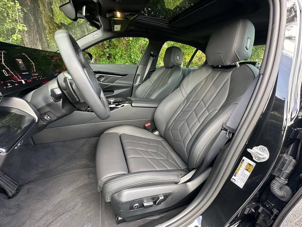 Certified 2026 BMW 530i w/ Premium Package RWD image 11
