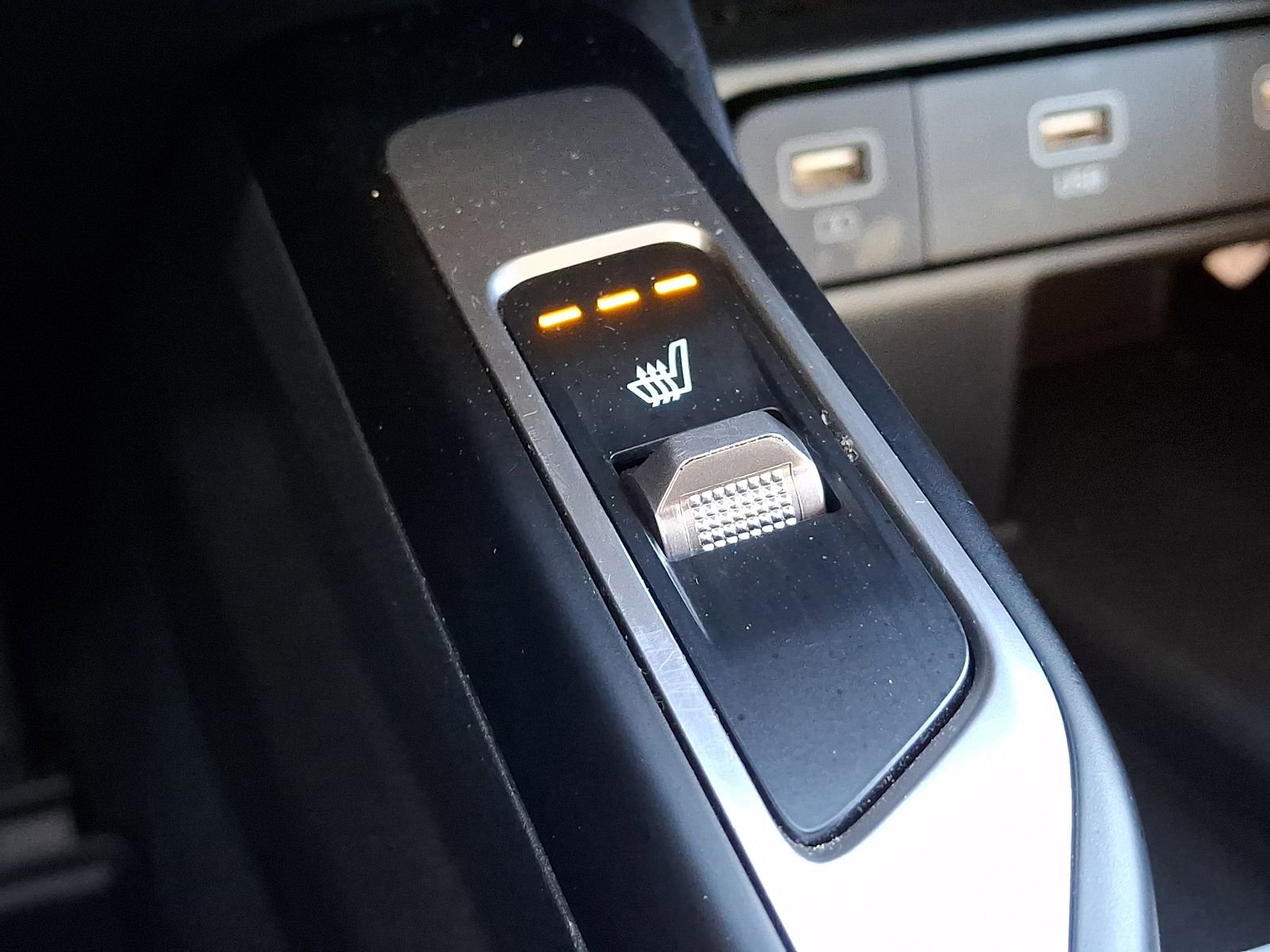 Used 2022 Kia Sorento S image 24