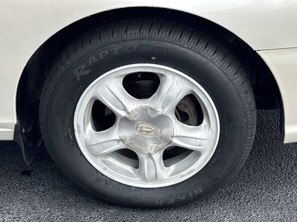 Used 2001 Hyundai Sonata FWD image 12