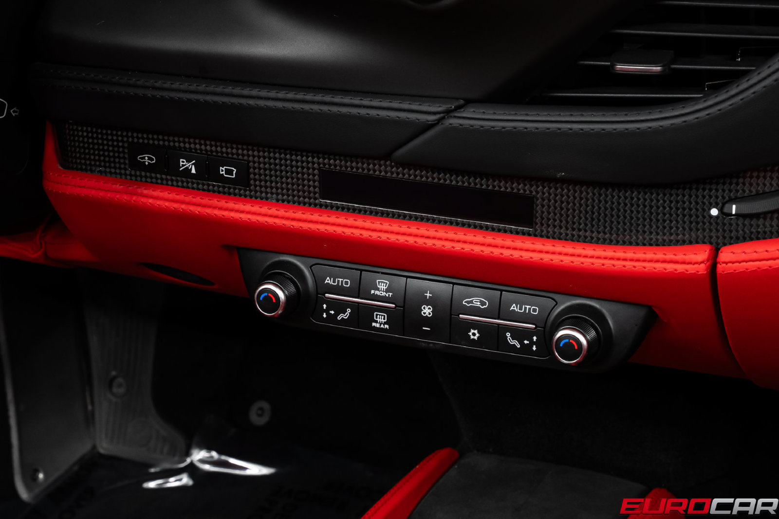 Used 2022 Ferrari F8 Tributo RWD image 41