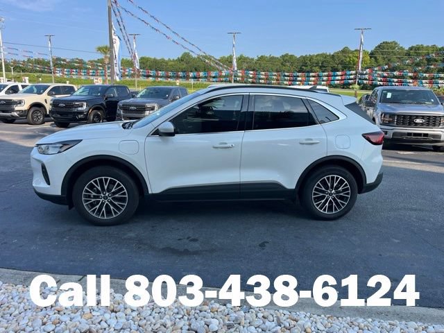 Used 2025 Ford Escape SE FWD image 35
