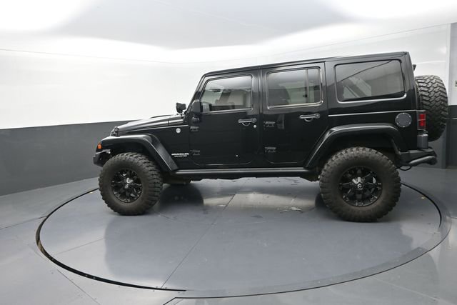 Used 2012 Jeep Wrangler Unlimited Rubicon image 95