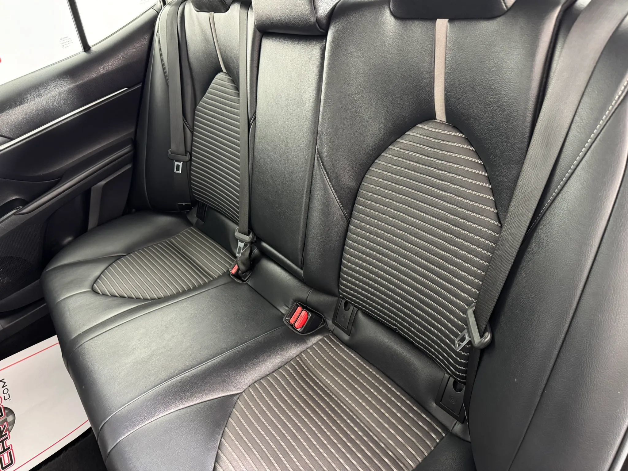 Used 2019 Toyota Camry SE w/ Convenience Package FWD image 34