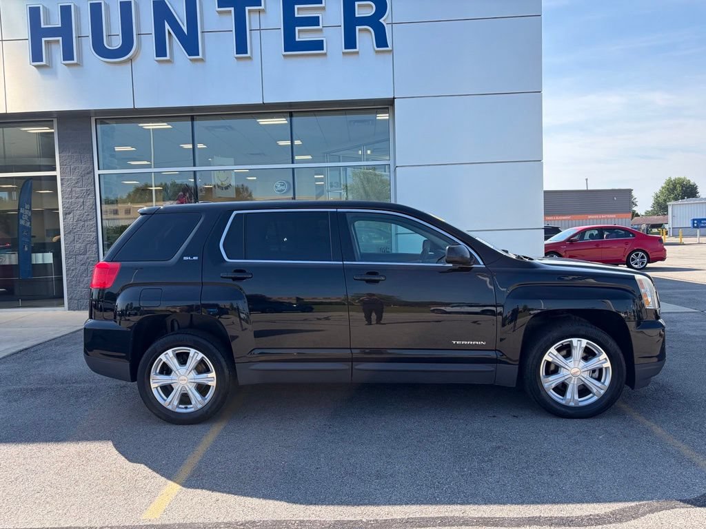 Used 2017 GMC Terrain SLE AWD/4WD image 34