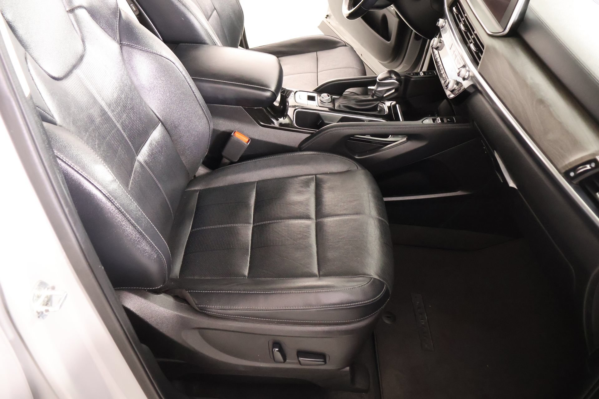 Used 2022 Kia Telluride EX w/ EX Premium Package AWD/4WD image 15
