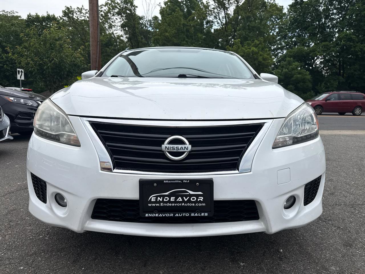 Used 2013 Nissan Sentra SR w/ Driver Pkg FWD image 2