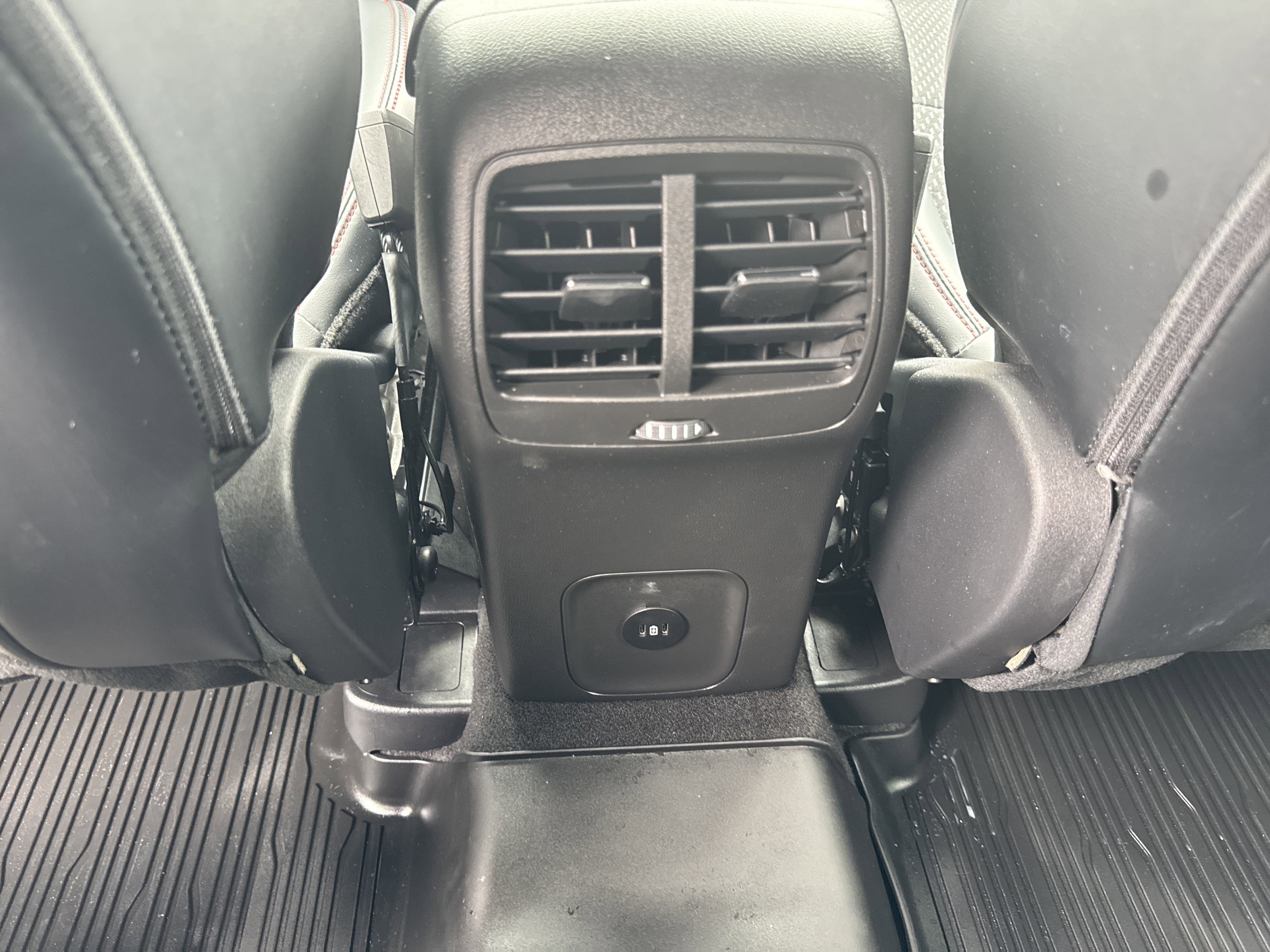 Certified 2025 Ford Escape ST-Line w/ Tech Pack #1 FWD image 25