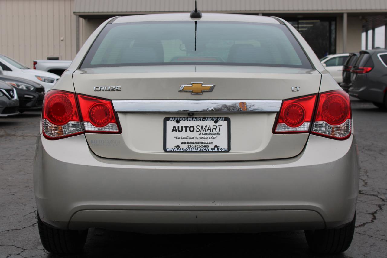 Used 2015 Chevrolet Cruze LT image 5