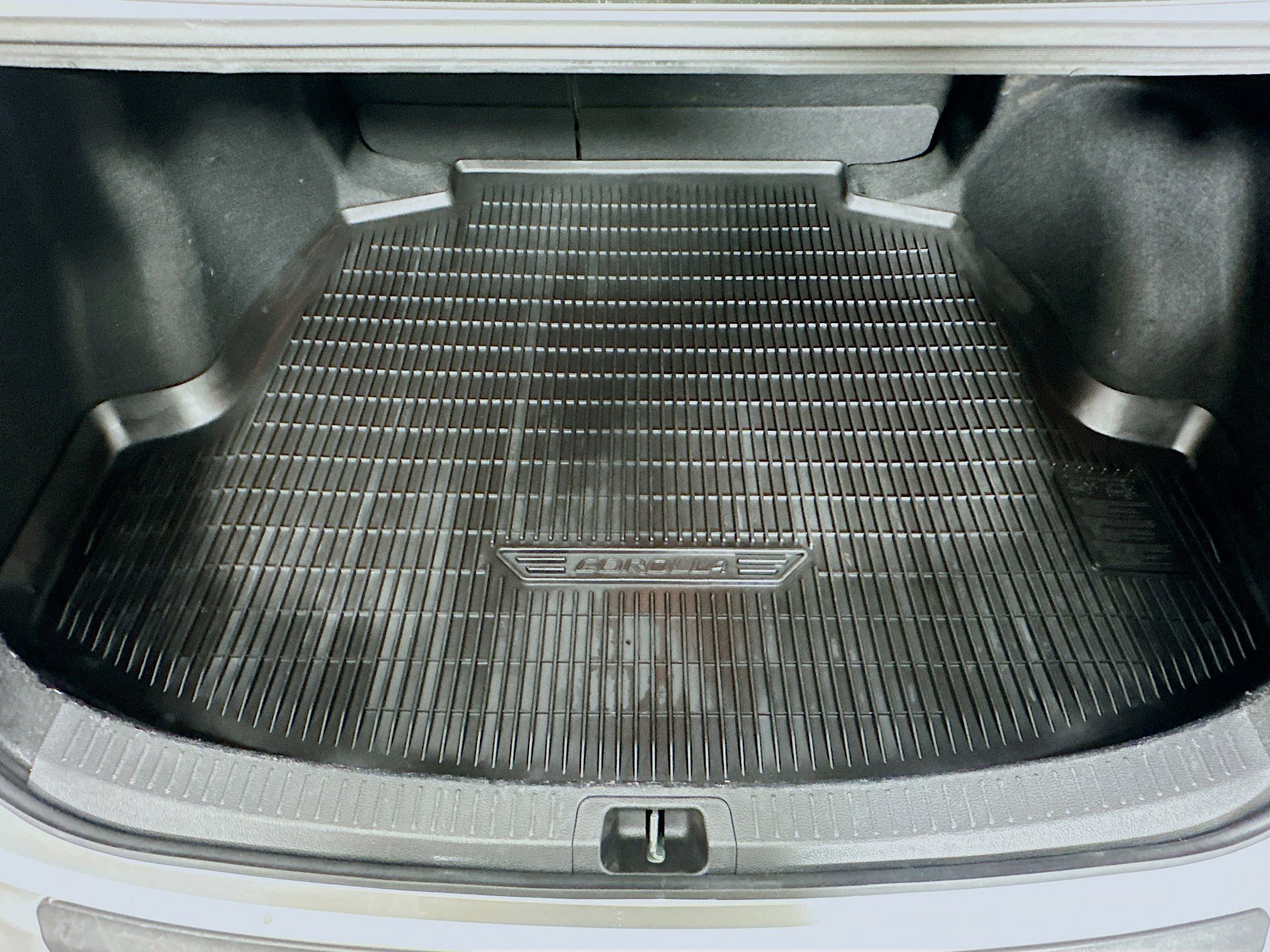 Used 2023 Toyota Corolla LE FWD image 25