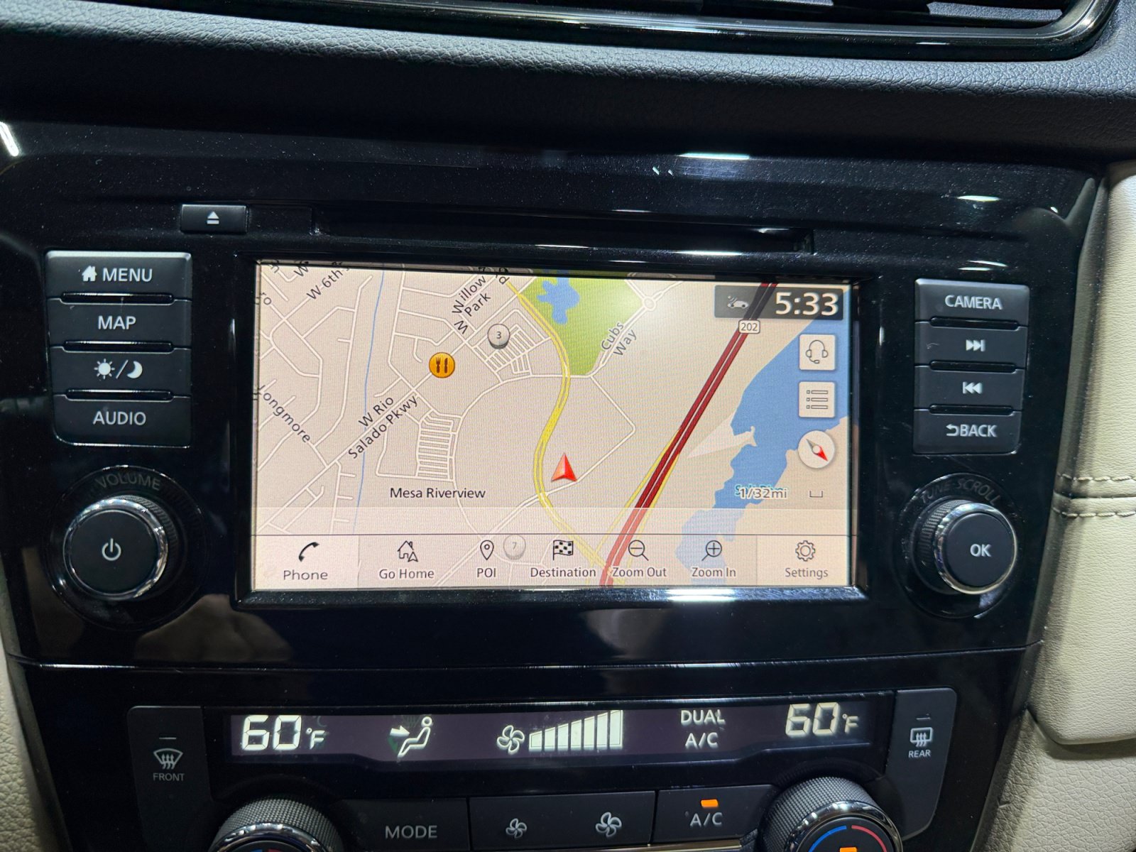 Used 2018 Nissan Rogue SL w/ Premium Package FWD image 23