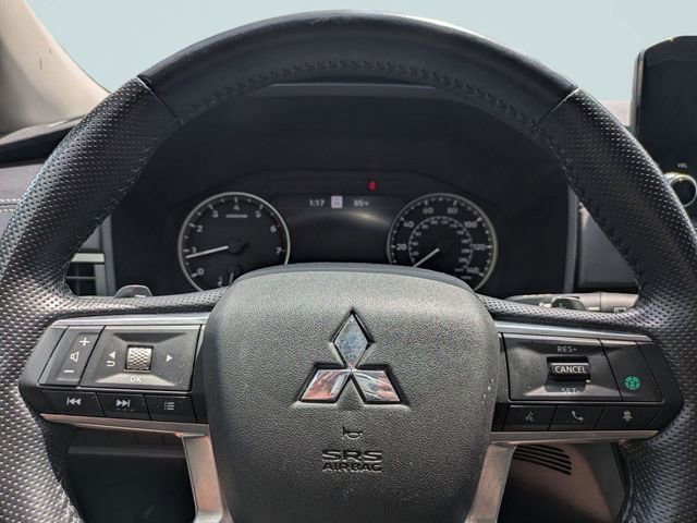 Used 2024 Mitsubishi Outlander SE FWD image 31