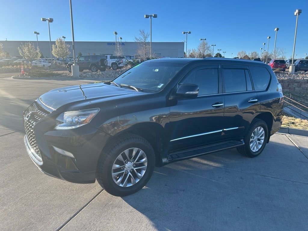 Used 2016 Lexus GX 460 w/ Premium Package AWD/4WD image 3