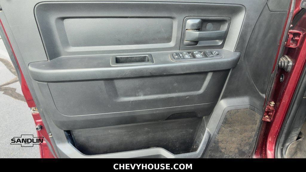 Used 2017 RAM 2500 Tradesman w/ Chrome Appearance Group AWD/4WD image 12