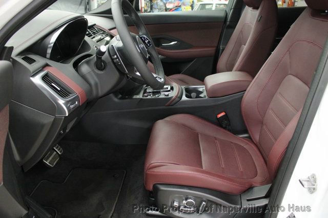 Used 2024 Jaguar E-PACE R-Dynamic SE image 17