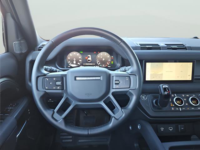 Certified 2023 Land Rover Defender 110 X-Dynamic SE image 11