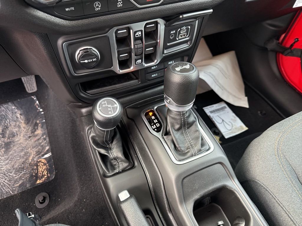 New 2026 Jeep Wrangler Unlimited Sport w/ Dual Top Group AWD/4WD image 13