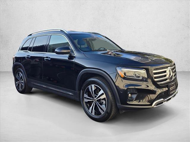 Used 2025 Mercedes-Benz GLB 250 image 2